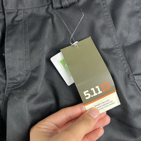 5.11 Tactical Pants Women's 8 Black EMS Cargo Comfort Outdoor Workwear - Picture 4 of 15